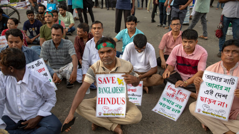 bangladesh_hindu_violence_08122024_GettyImages-2165979279-1.jpg